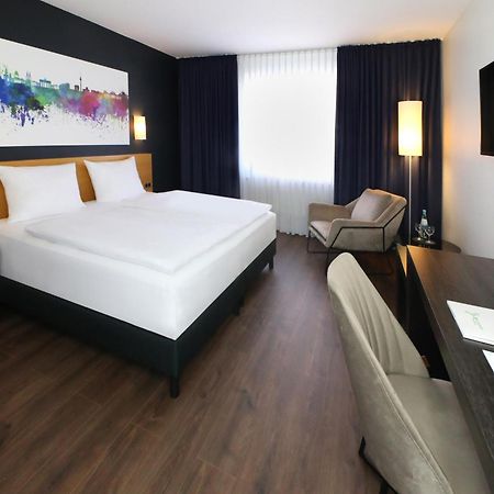 วินด์แฮม การ์เดน พอทส์ดัม Hotel พอทสดัม ภายนอก รูปภาพ
