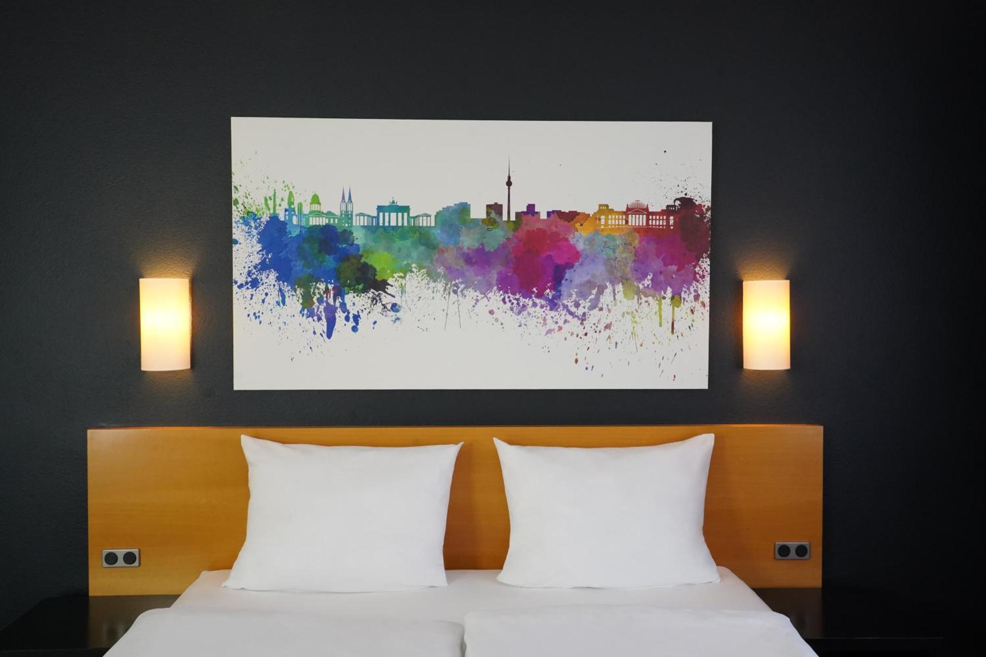 วินด์แฮม การ์เดน พอทส์ดัม Hotel พอทสดัม ภายนอก รูปภาพ